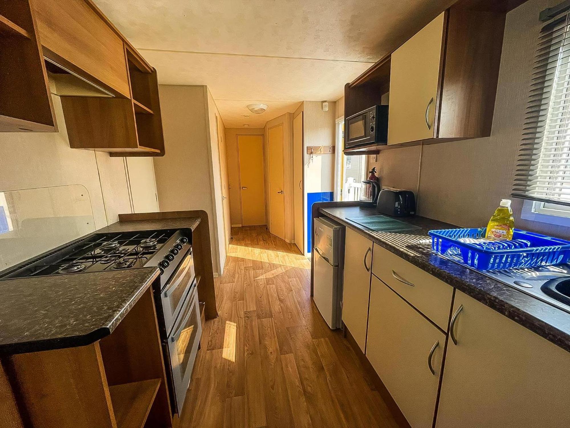 8 Berth Caravan With Decking At Sunnydale In Lincolnshire Ref 35087S Лаут Екстер'єр фото